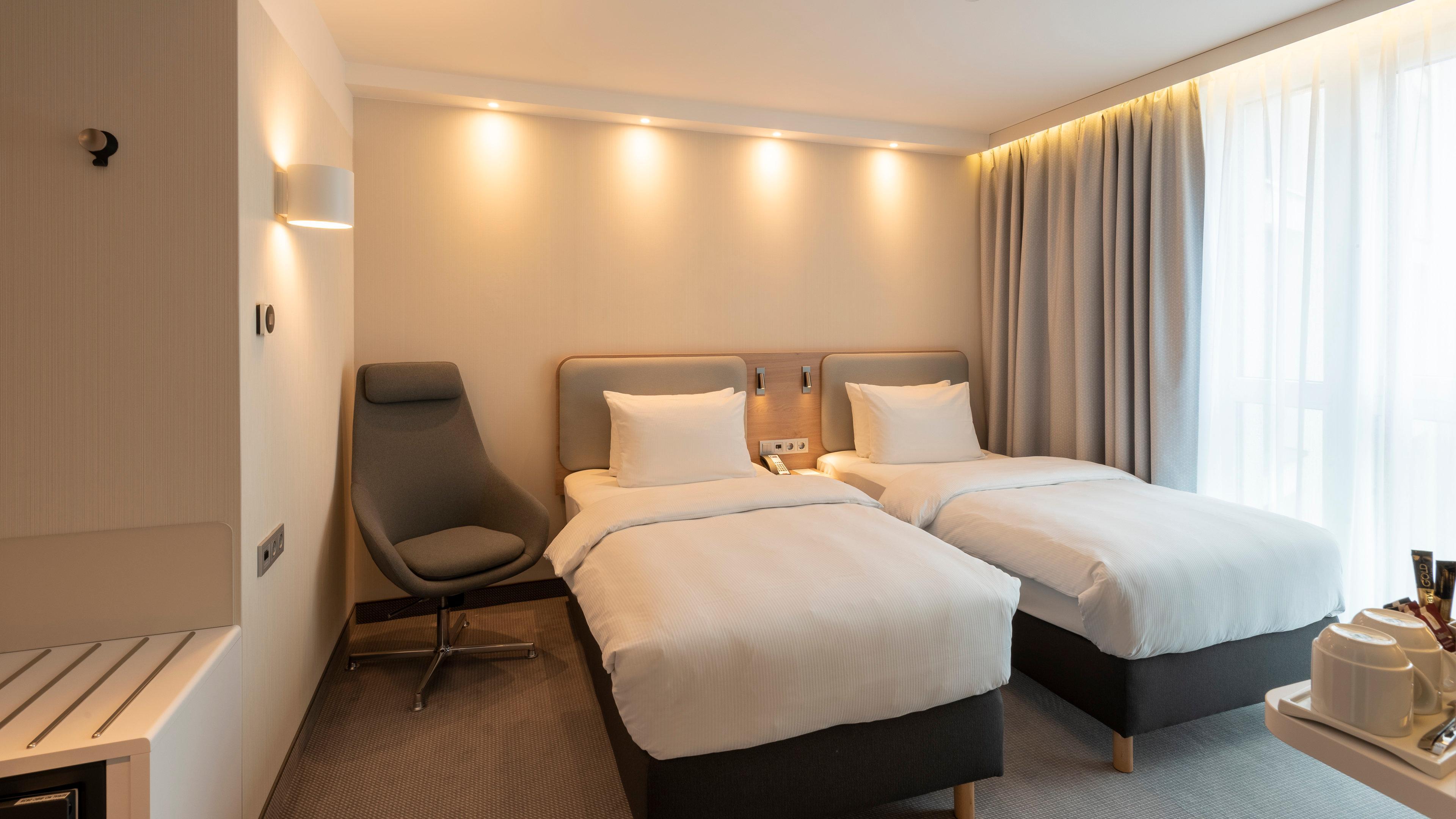 Holiday Inn Express - Offenbach, An Ihg Hotel Extérieur photo